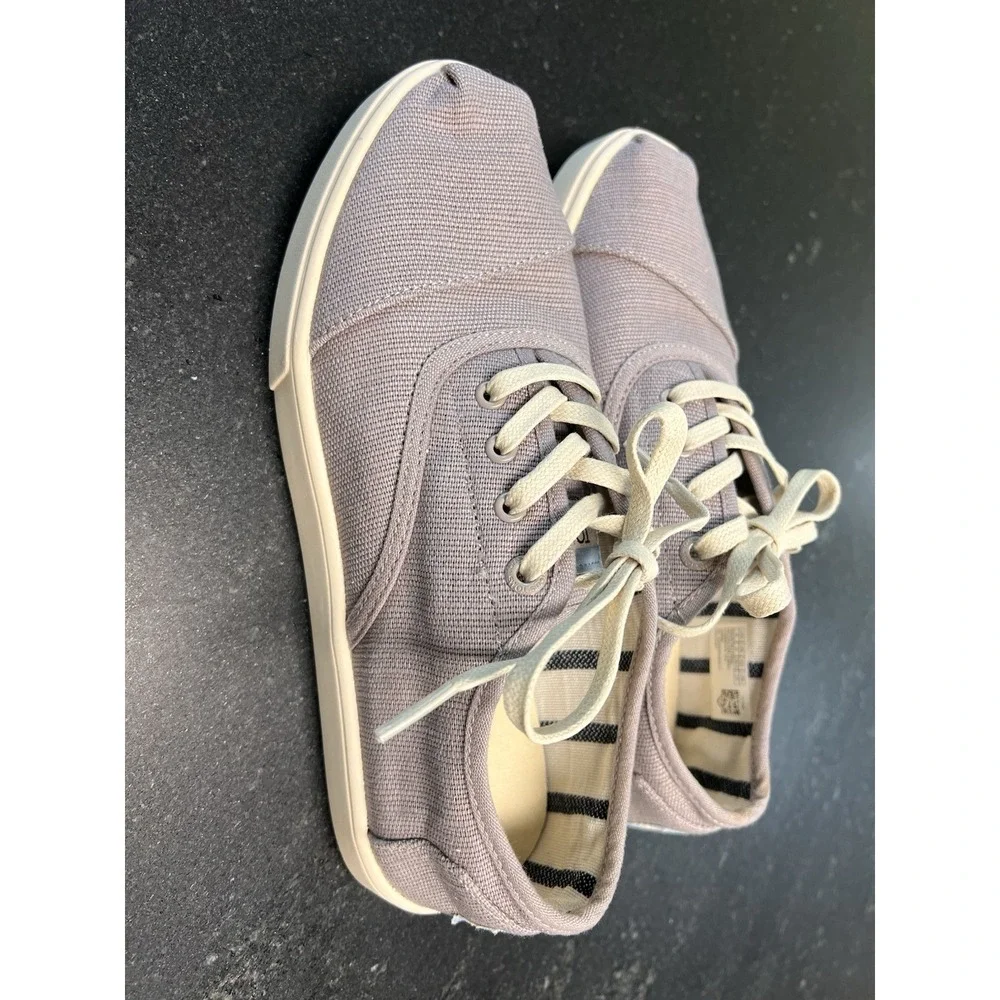 Toms Shoes Women's‎ 6 Gray Heritage Canvas Cordones Low Top Comfort Sneakers